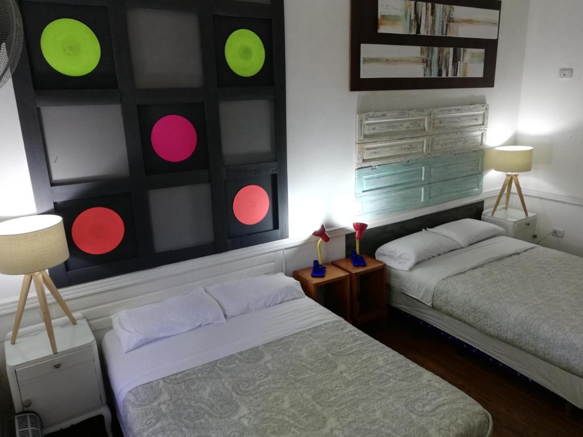 Hotel Boutique Casablanca Адроге Экстерьер фото